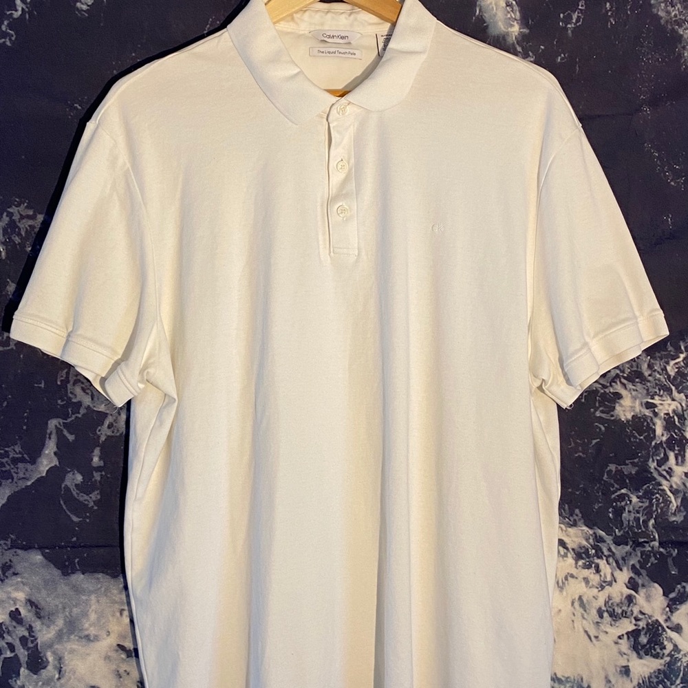 Clean White Calvin Klein Polo